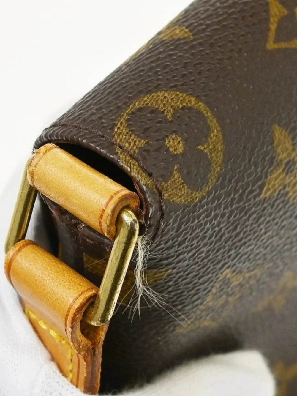 LOUIS VUITTON MUSETTE SALSA SHORT SHOULDER BAG